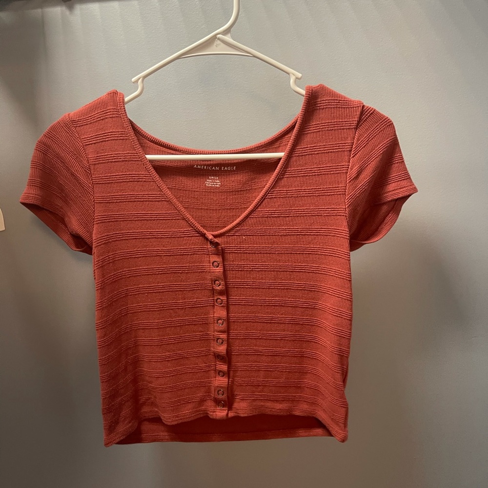 American Eagle crop top